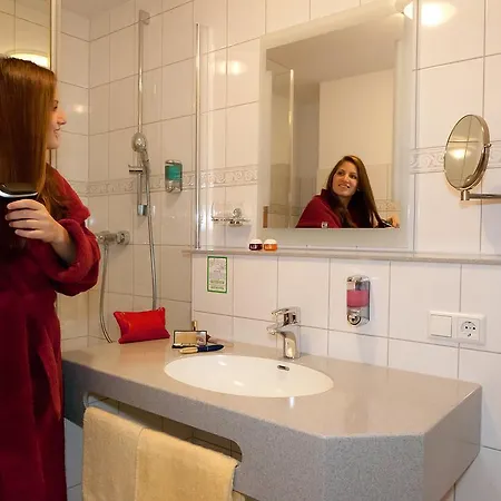 - Landgasthof Rebstock Hotel Nimburg